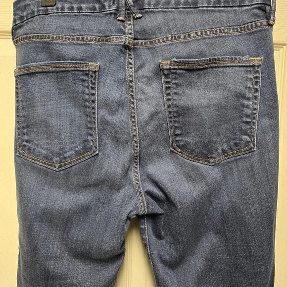 Good American - Good Legs High Rise Jeans in Blue089 Sz14/32 - Picture 14 of 16